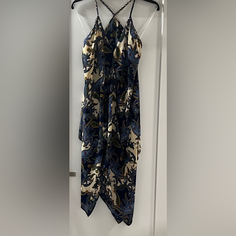 Romeo and Juliet asymmetrical midi dress. M. Never worn no tags.